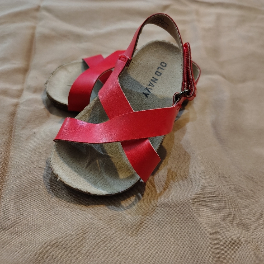 Baby Girl Red Strappy Sandals Old Navy Size 12/18 Month
